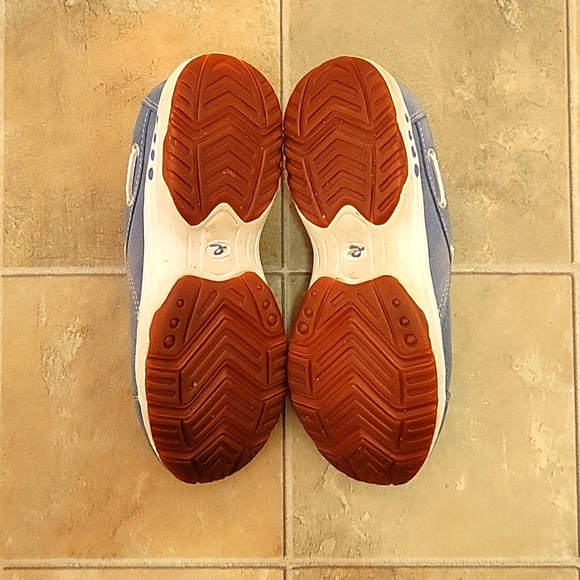 Blue Clogs 👞 - Picture 5 of 5